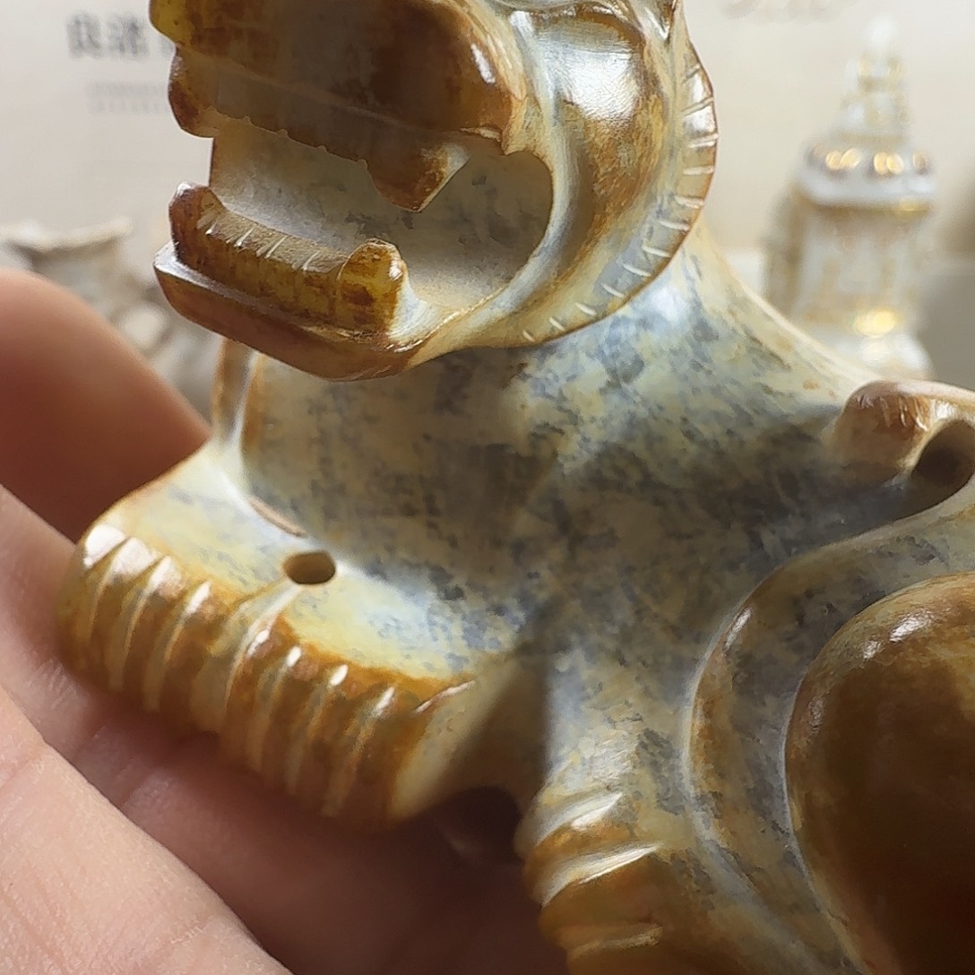 是***么钧瓷手工艺品精美器物釉色浑厚