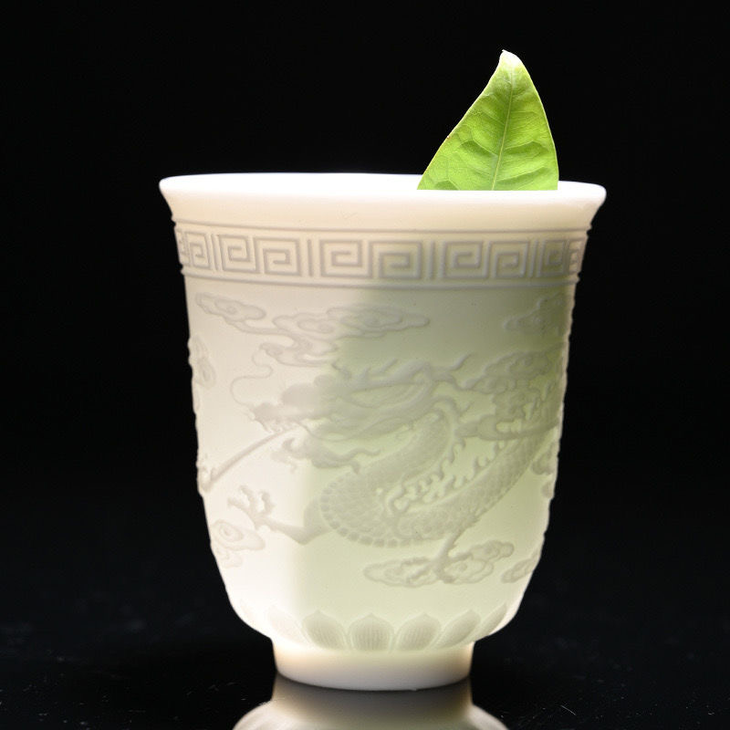 羊脂白瓷浮雕工艺龙凤杯大号陶瓷功夫茶盏