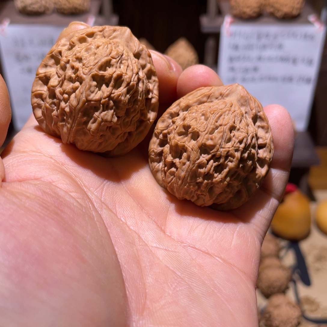 文玩核桃吊坠38老树公子帽