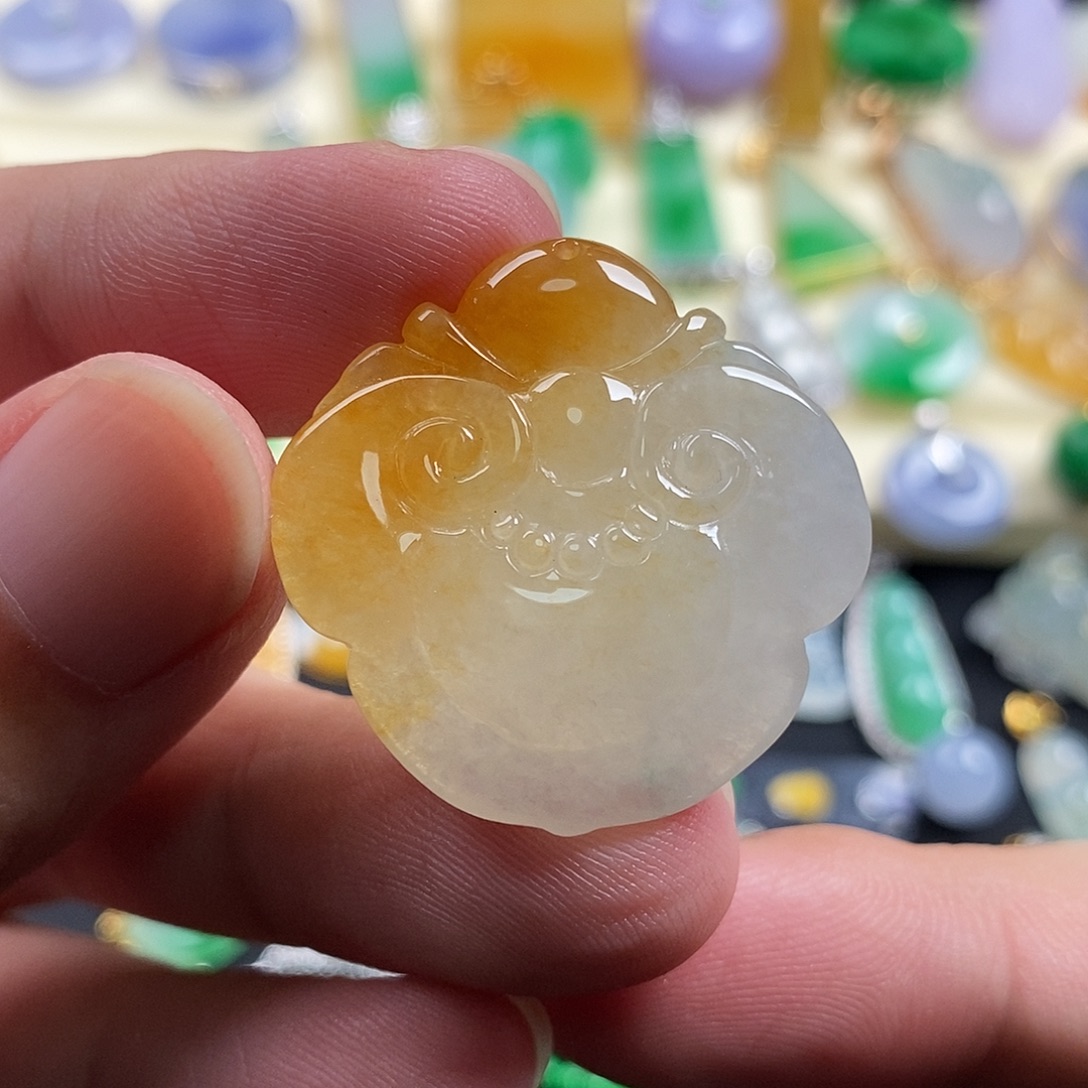 翡翠未镶嵌颈饰翡翠