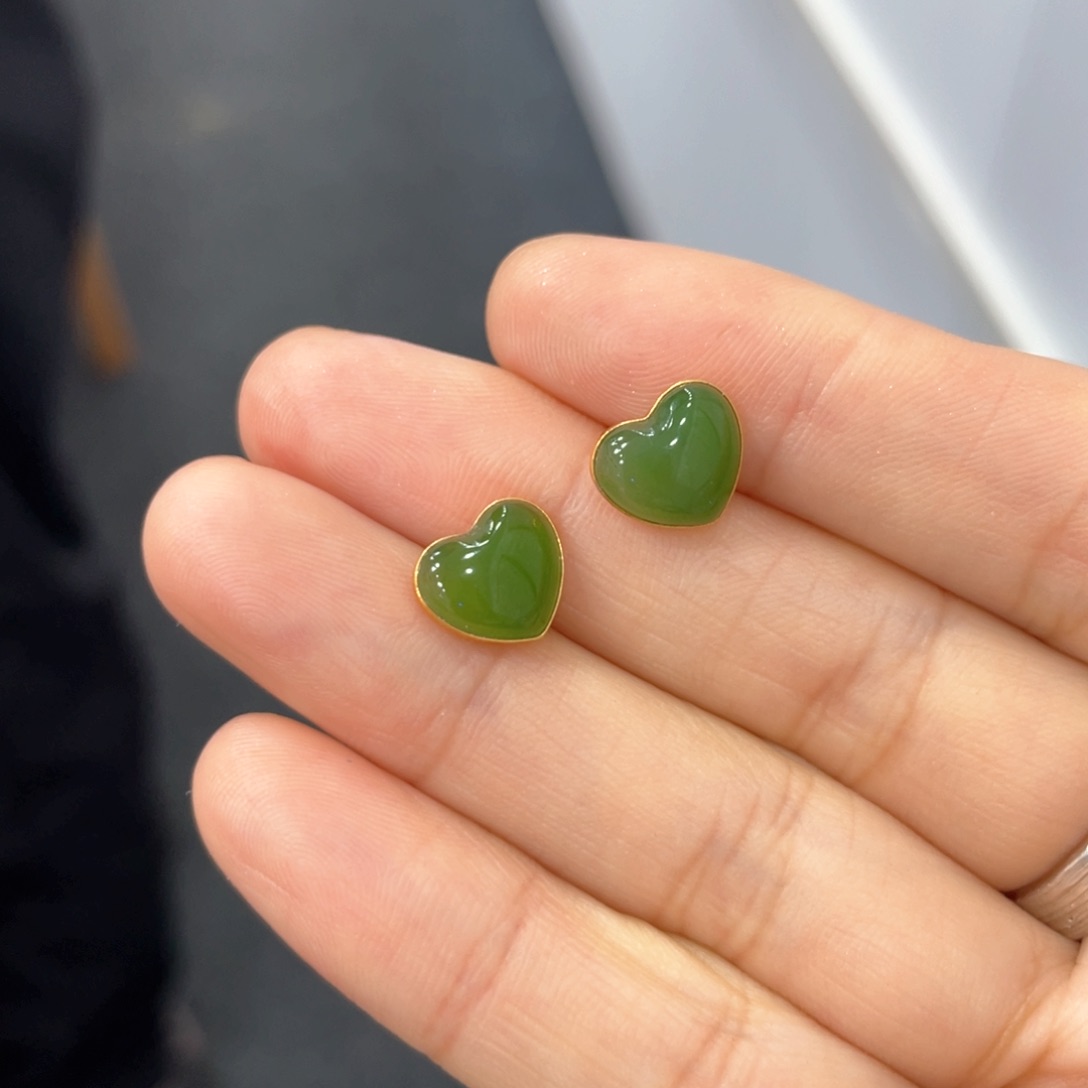 和田玉18K金镶嵌耳饰