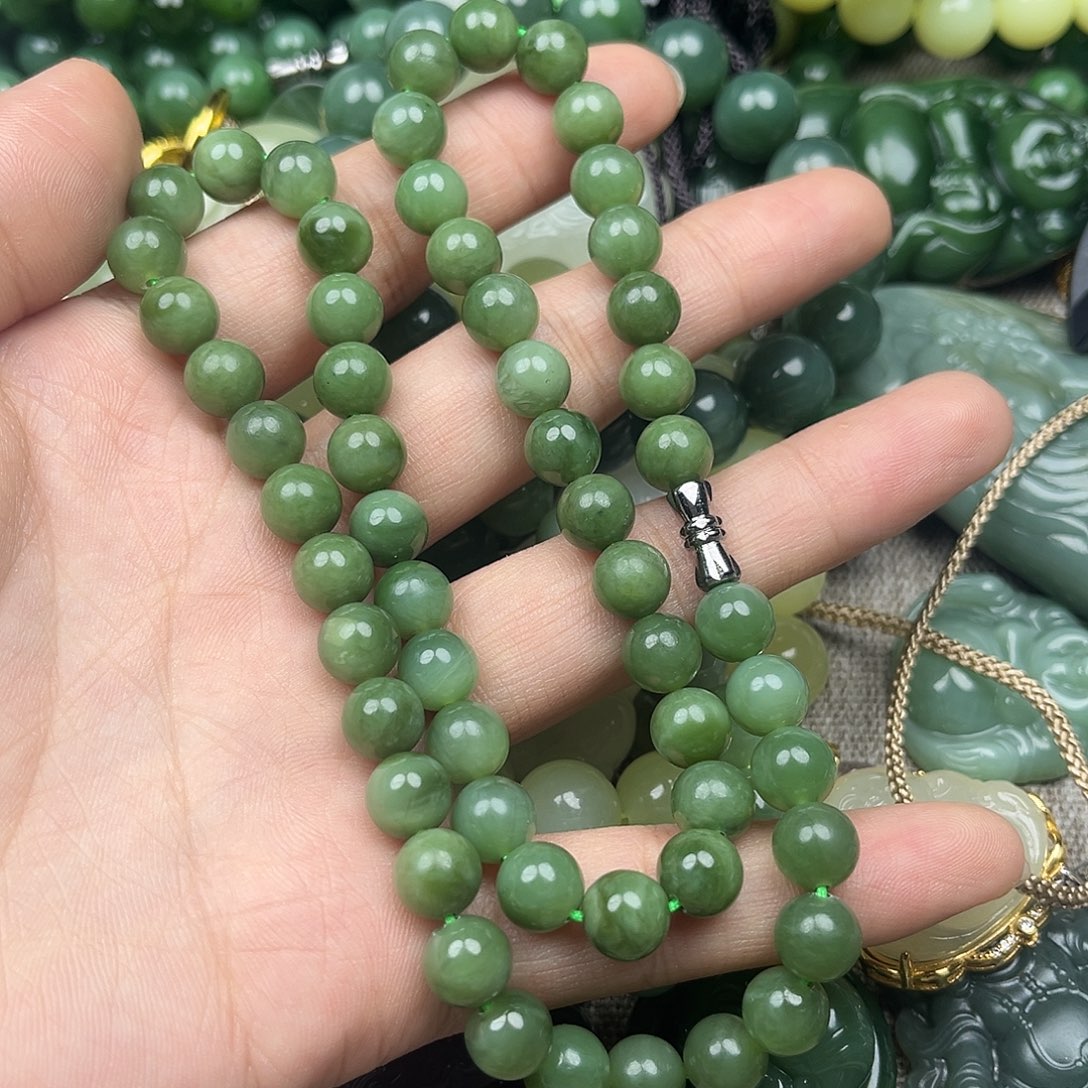 和田玉（碧玉）未镶嵌颈饰