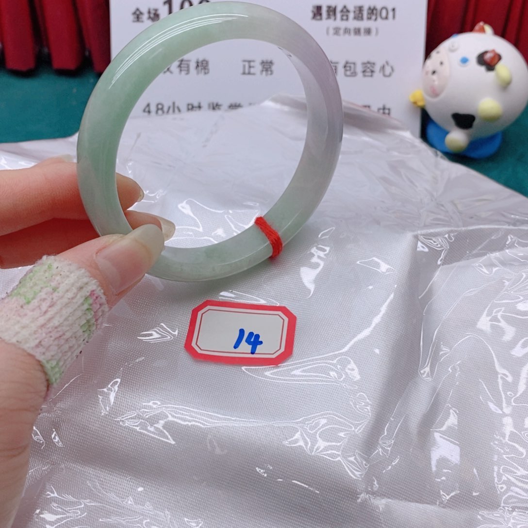 翡翠未镶嵌手镯?****?144444444