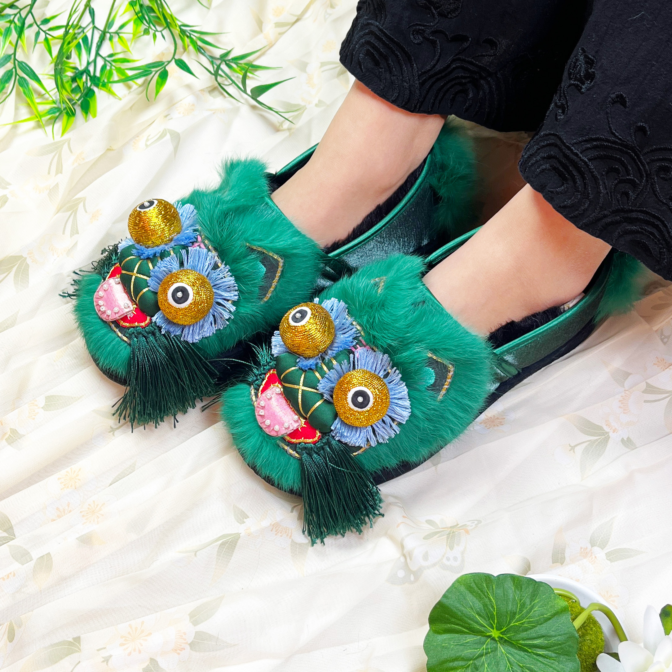 冬款欣锦色成人重工绿色小怪兽新款时尚千层底手工虎头布鞋汉服鞋