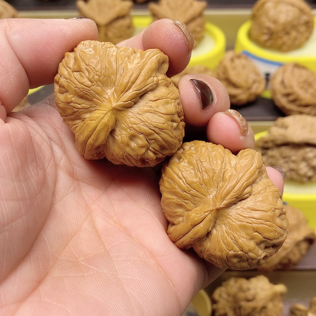 文玩核桃吊坠元宝41