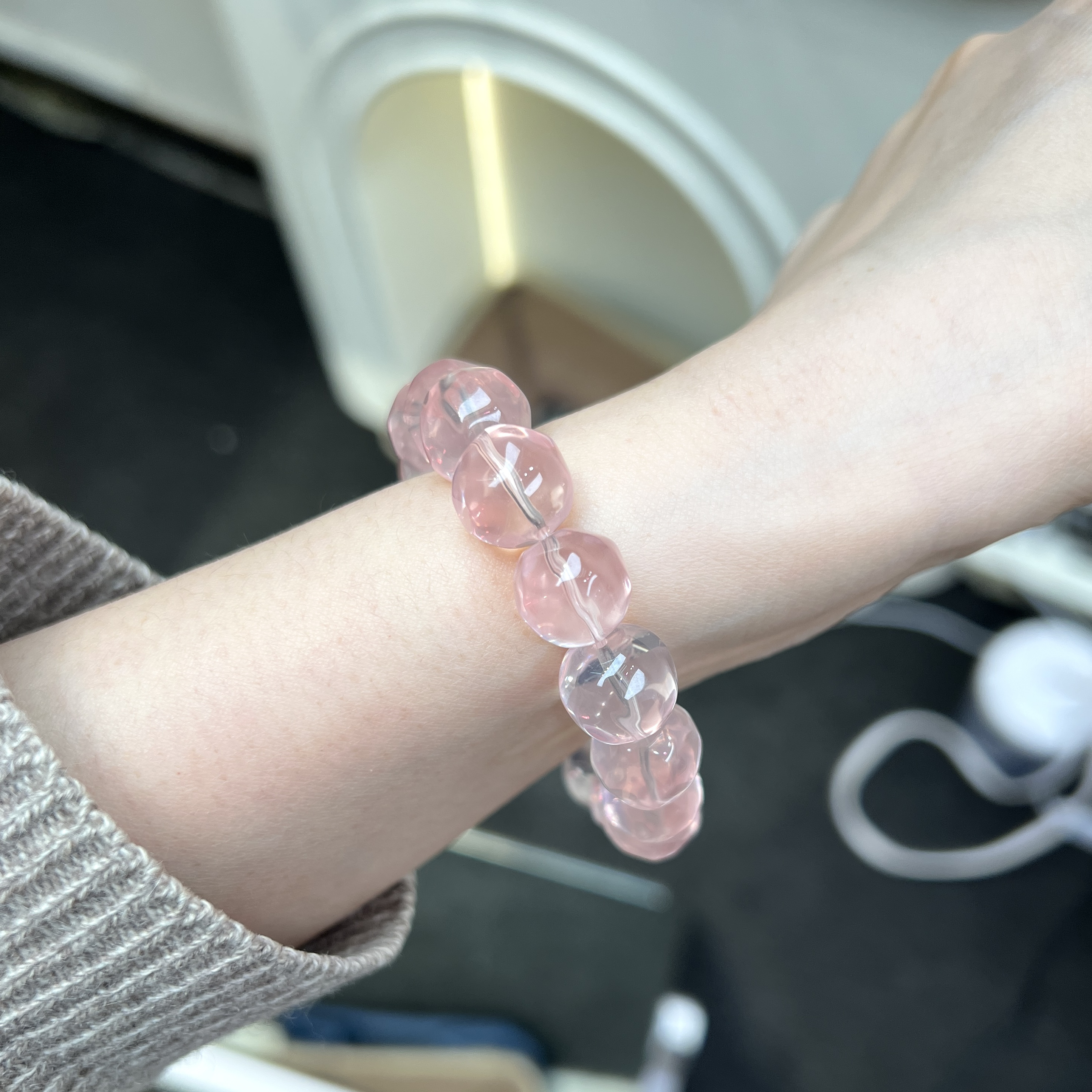 货头水透体莫桑比克星光粉晶菠萝珠粉晶手链