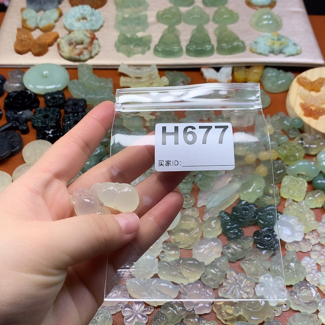 几***木蛇纹石玉未镶嵌颈饰