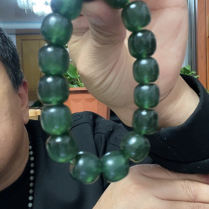 渔***乐蛇纹石玉未镶嵌珠宝奇石