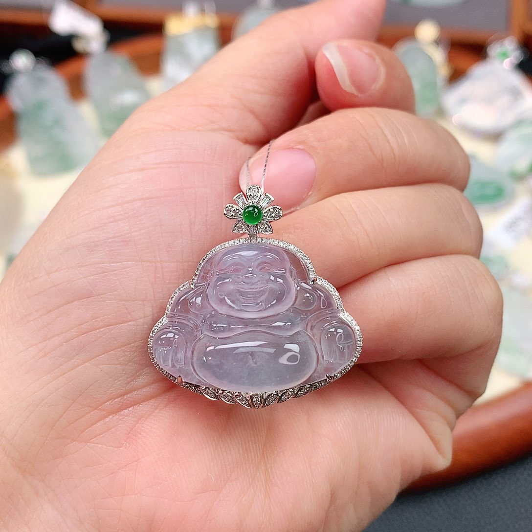 颈饰18K金镶嵌翡翠佛公