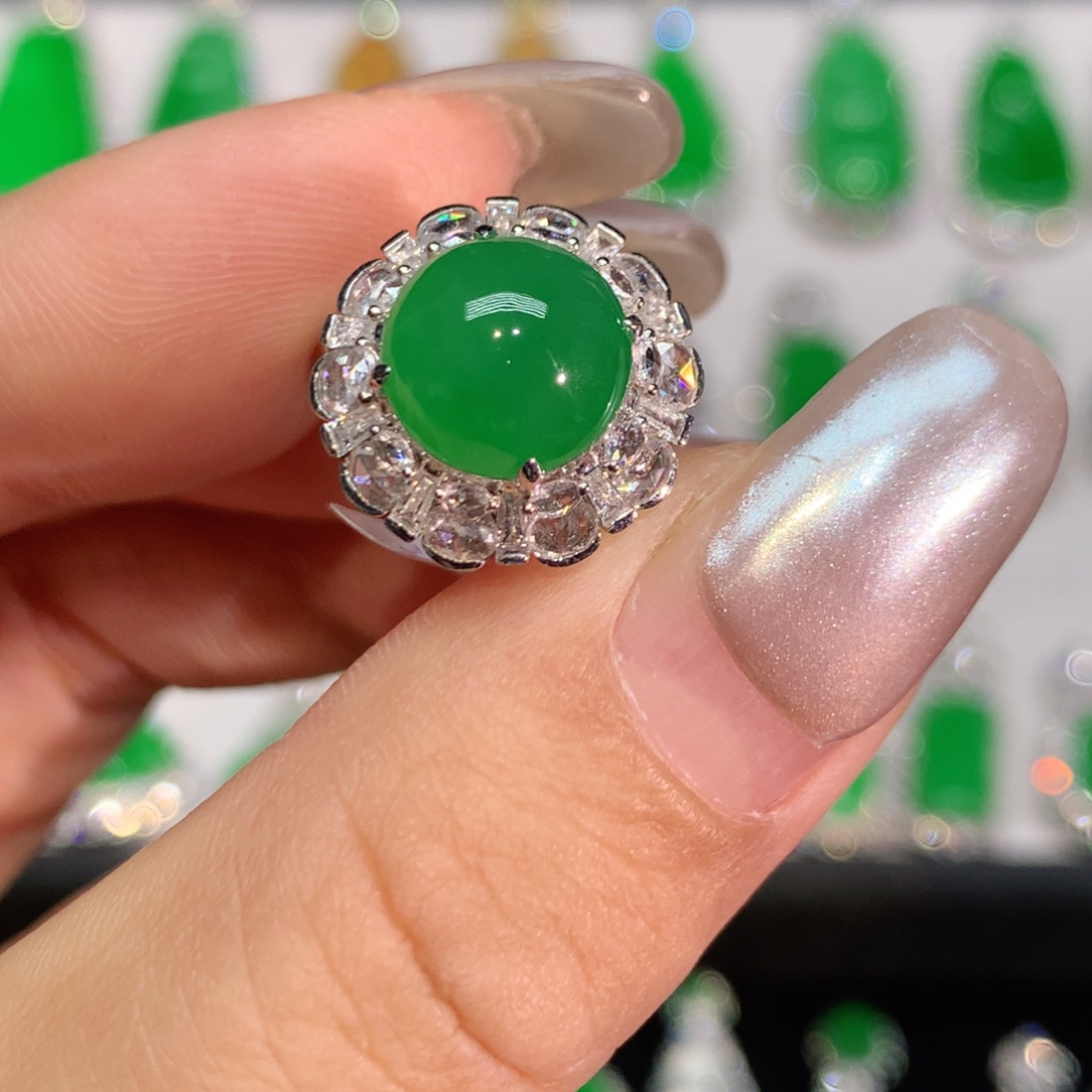 长***久翡翠18K金镶嵌戒指