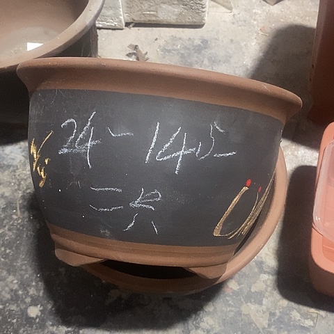 紫砂中国宜兴紫砂花盆，