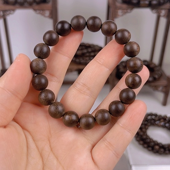 沉香手串越南芽庄老白棋圆珠1.0