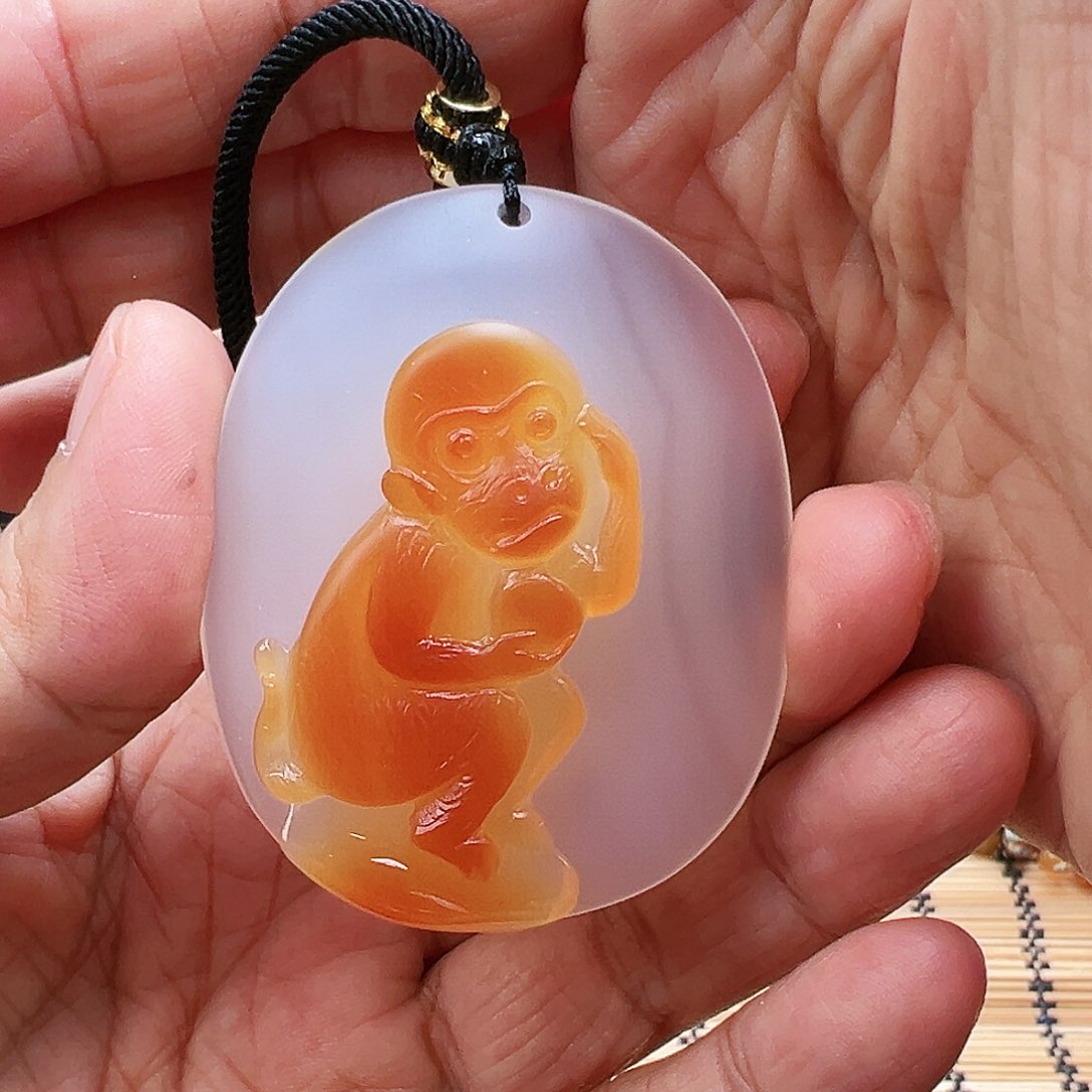 未镶嵌玛瑙/玉髓珠宝半成品＠****娘