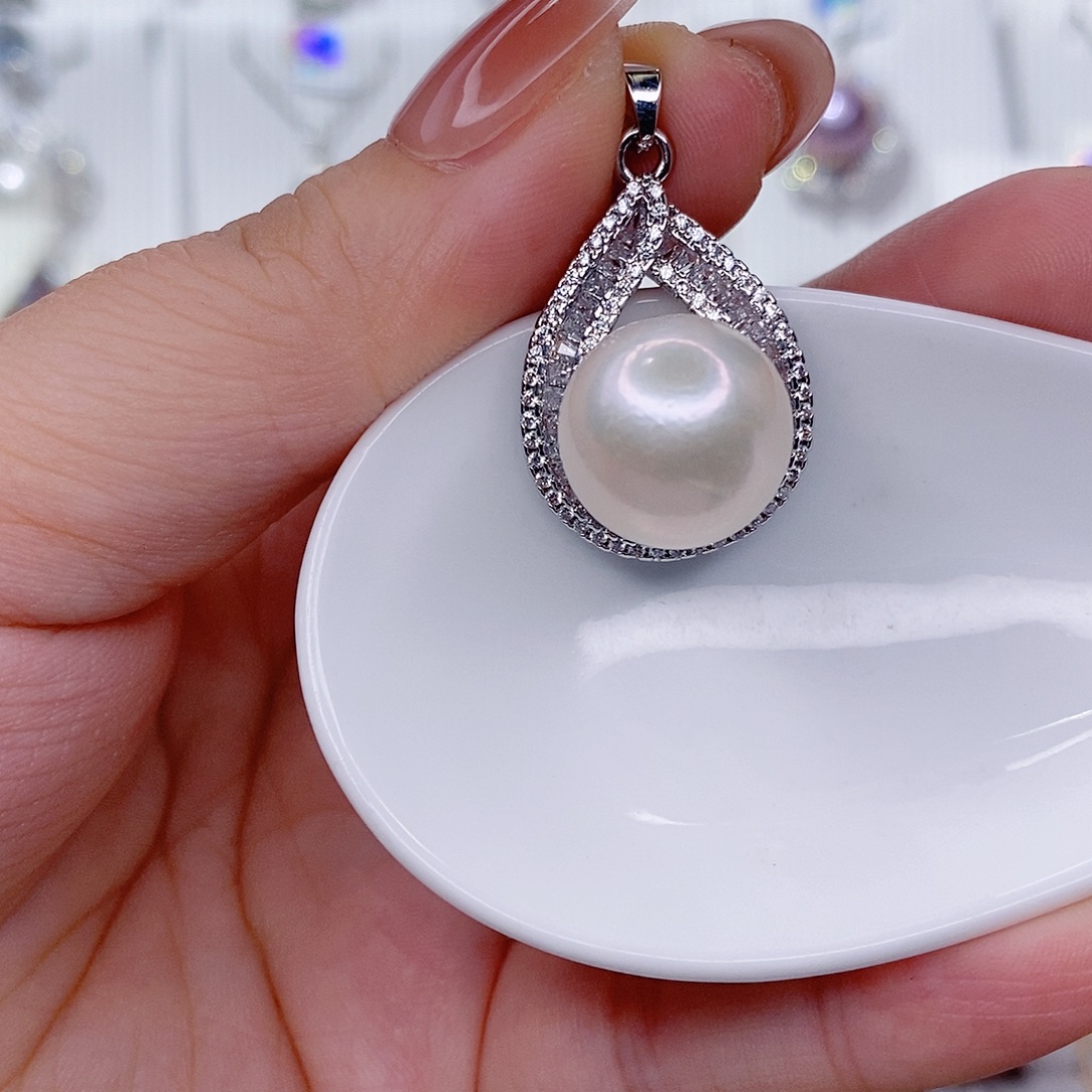 淡水珍珠吊坠(赠链)未镶嵌13➕