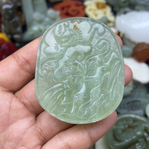 蛇纹石玉颈饰未镶嵌79