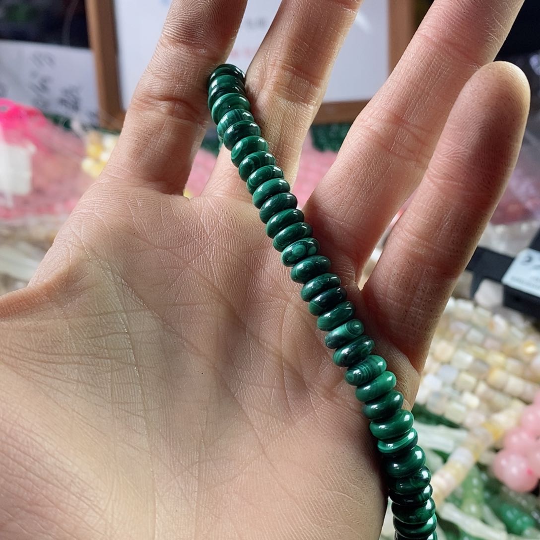 玛瑙/玉髓珠宝半成品合金随机十个孔雀石隔片8mm天然