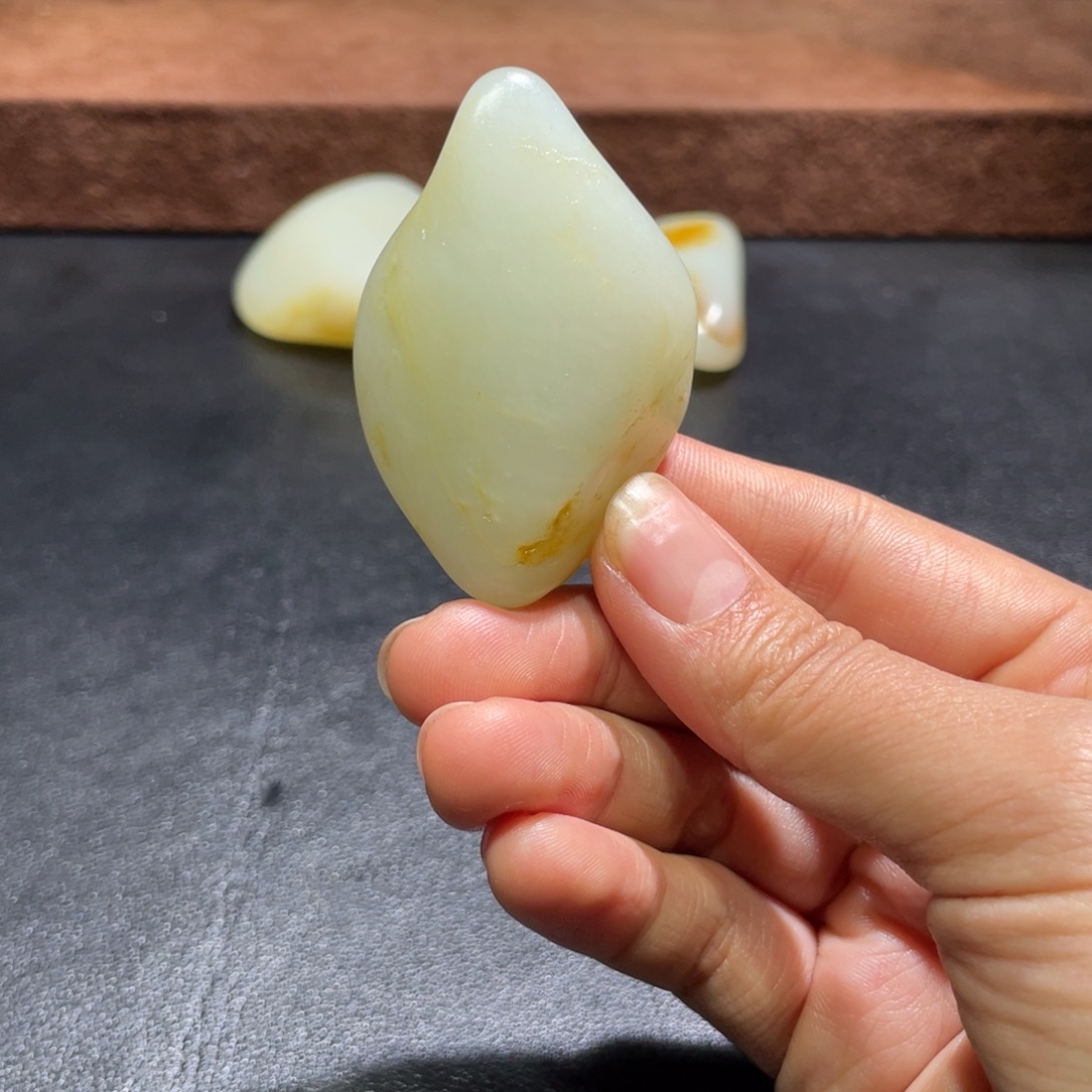 和田玉（子料）未镶嵌挂件