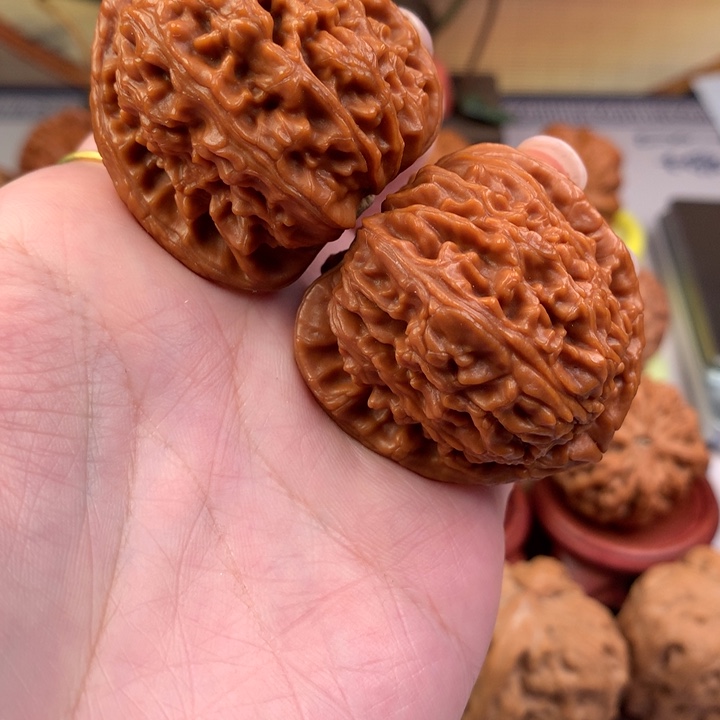 吊坠文玩核桃白狮子41尺