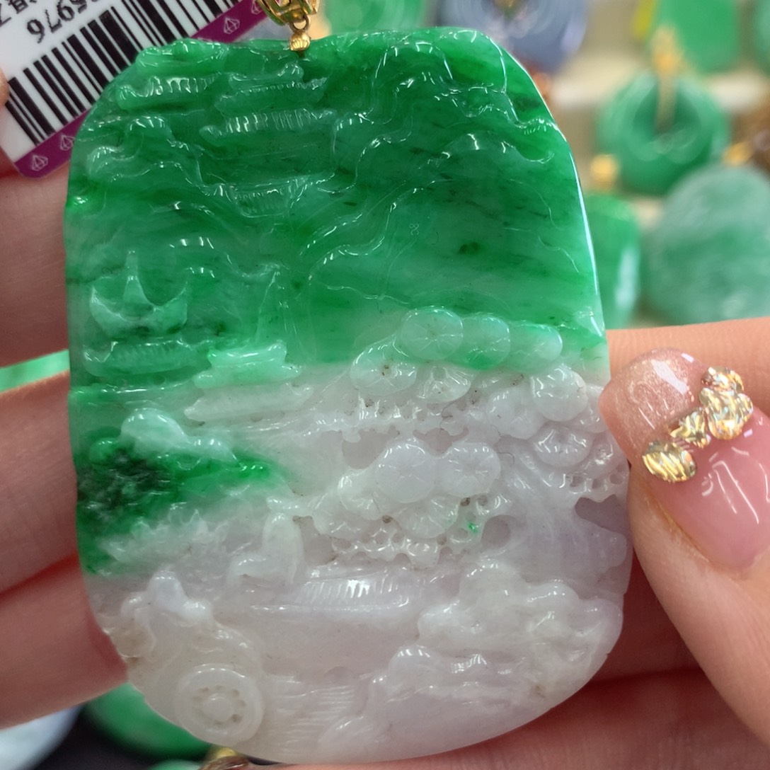 翡翠吊坠(不含链)18K金镶嵌