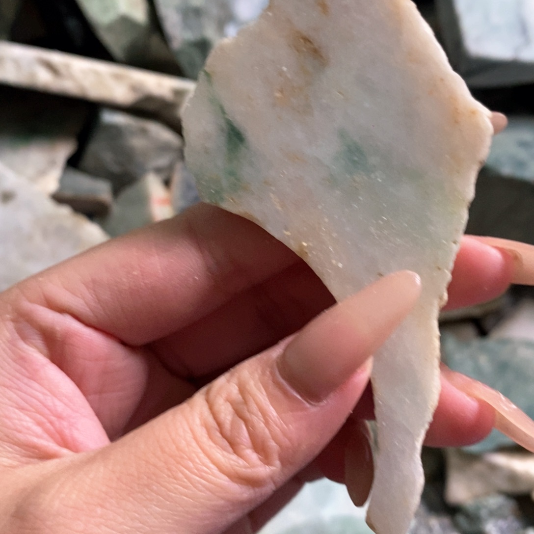 颈饰未镶嵌翡翠天然翡翠