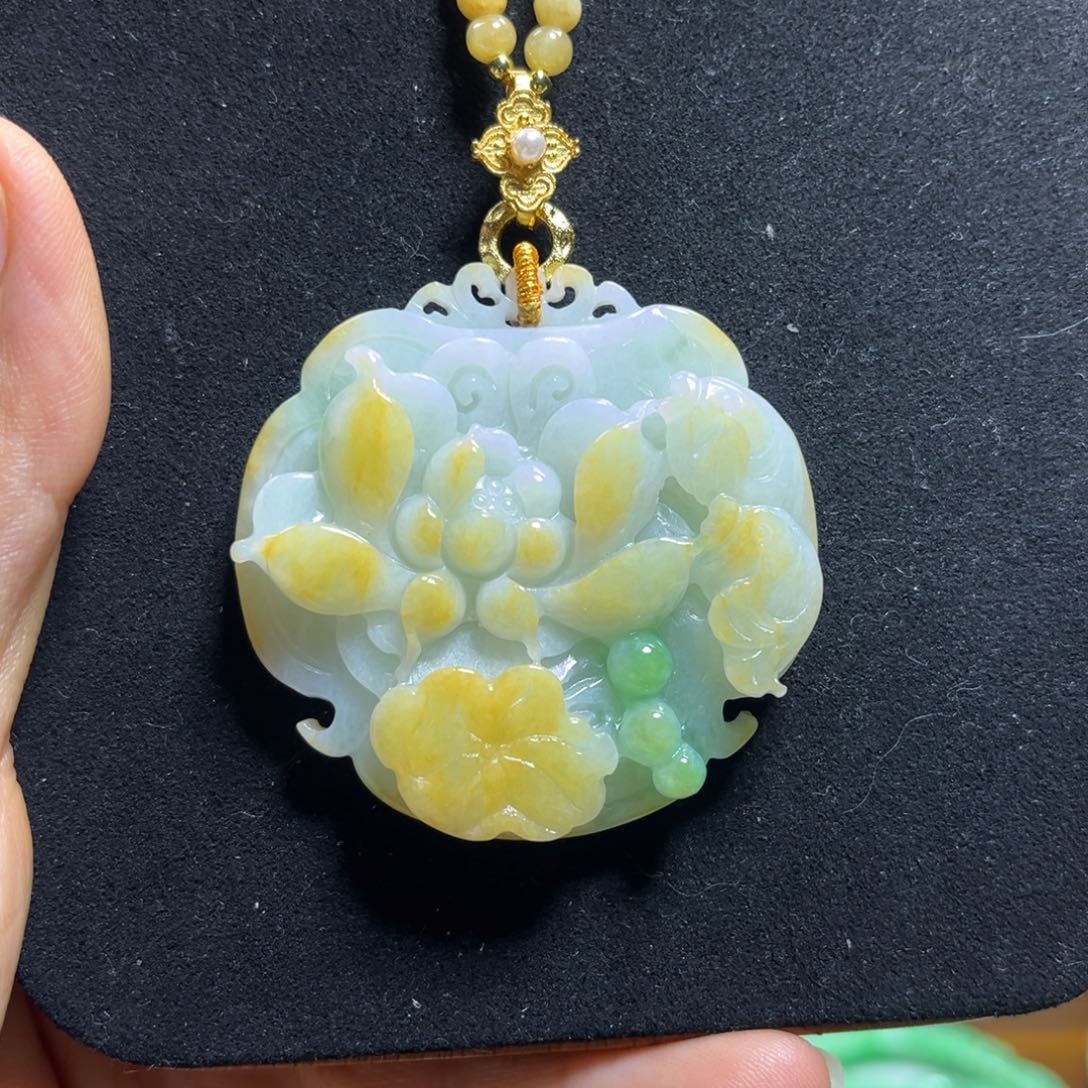 翡翠未镶嵌颈饰天然翡翠