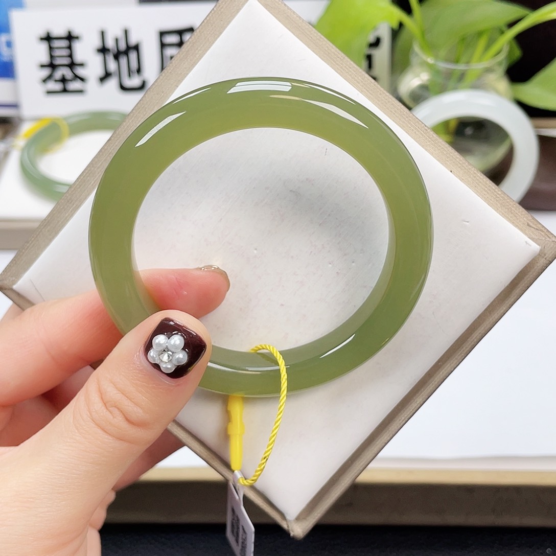 和田玉手镯未镶嵌55.3