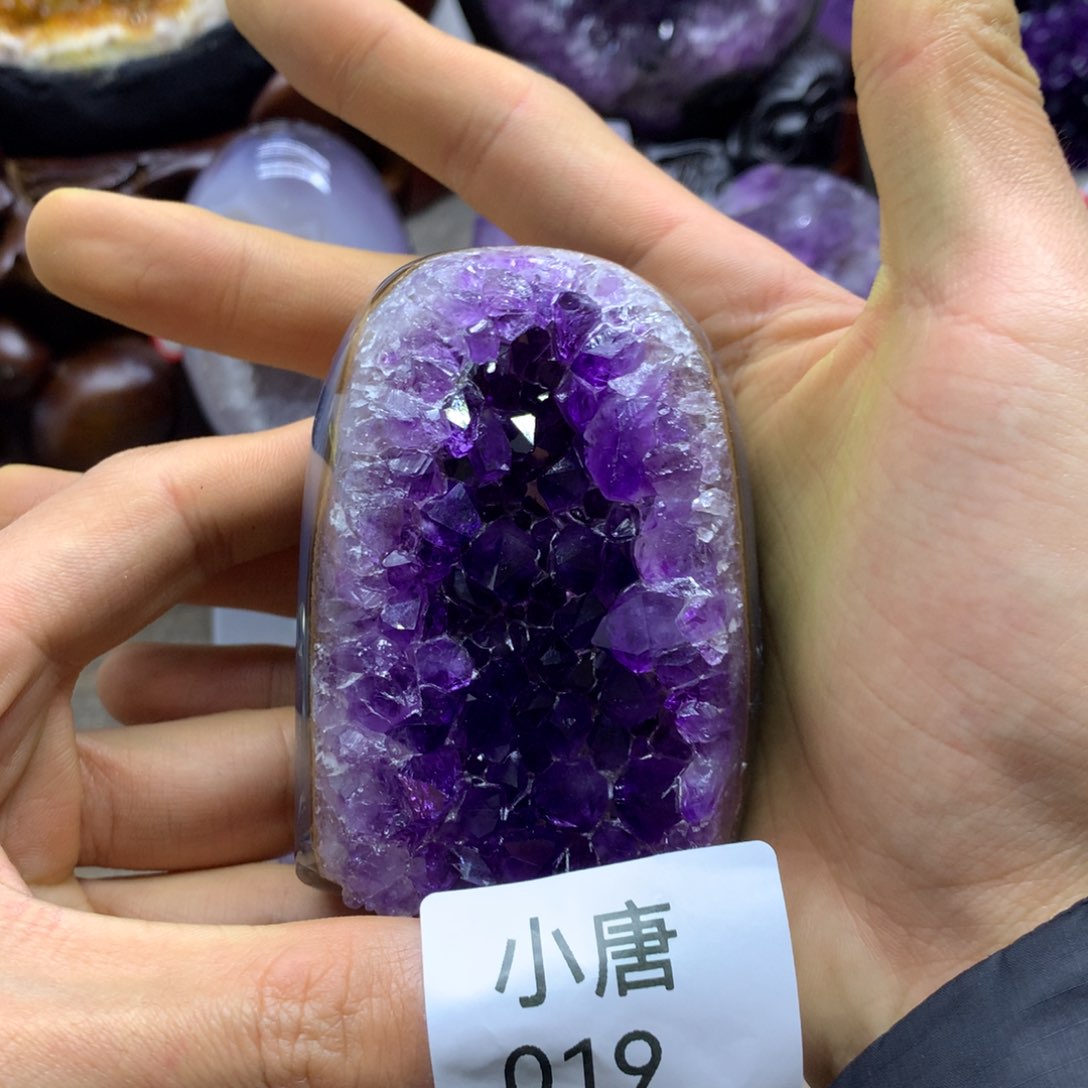 紫晶大型摆件（非配饰）未镶嵌