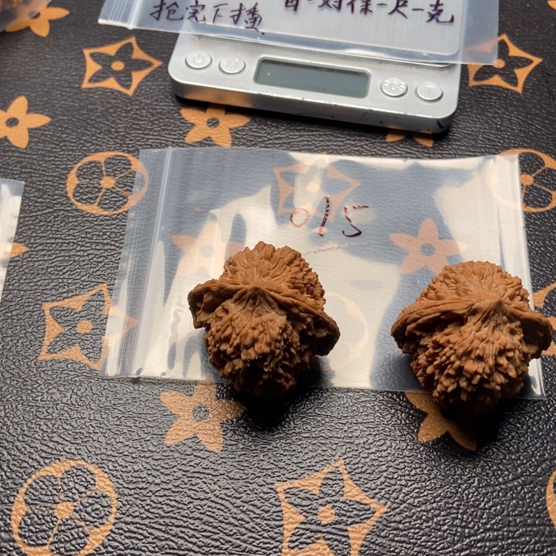 文玩核桃吊坠满天星