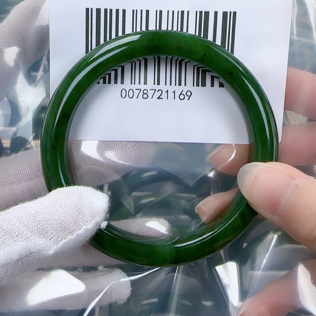 和田玉（碧玉）手镯未镶嵌61