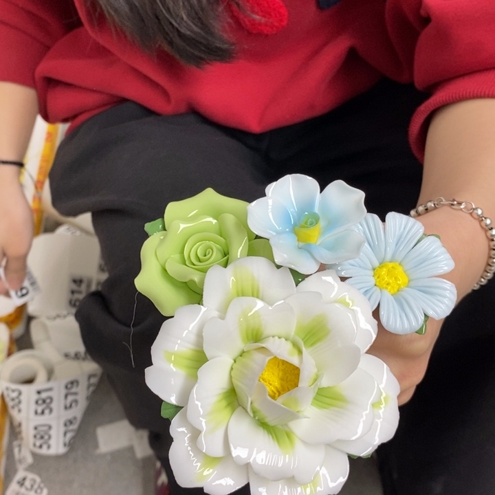 摆件陶瓷材料加工