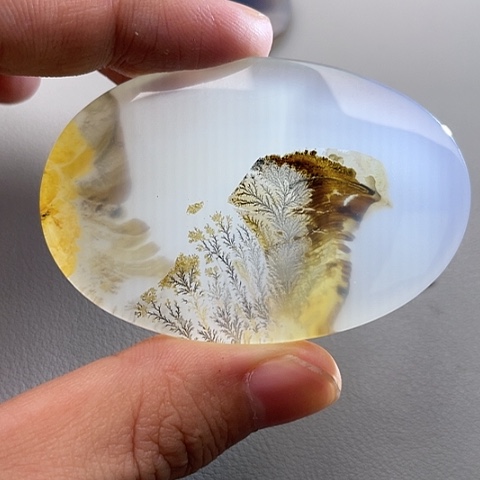 玛瑙/玉髓颈饰未镶嵌融****斌