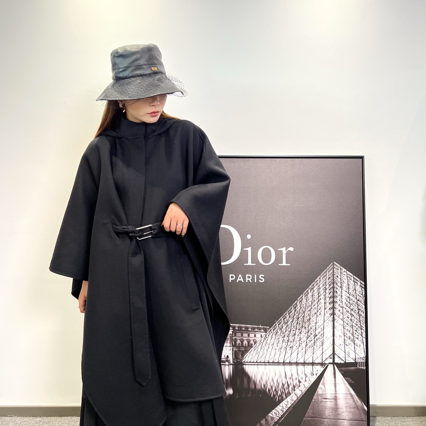 未使用 DIOR/迪奥 Dior迪奥女士黑色羊毛斗篷大衣外套129430女装