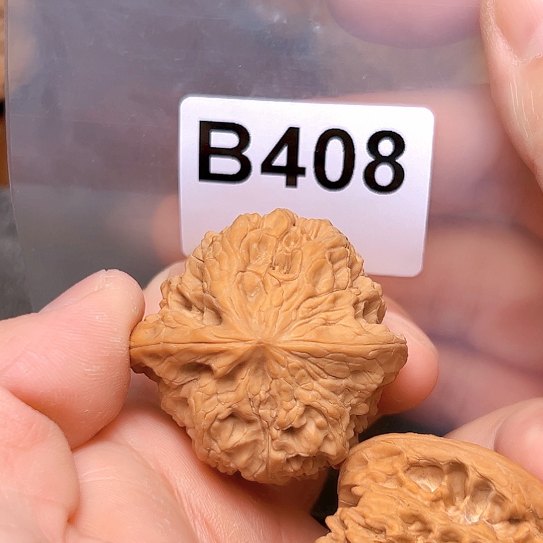 文玩核桃吊坠40野牛