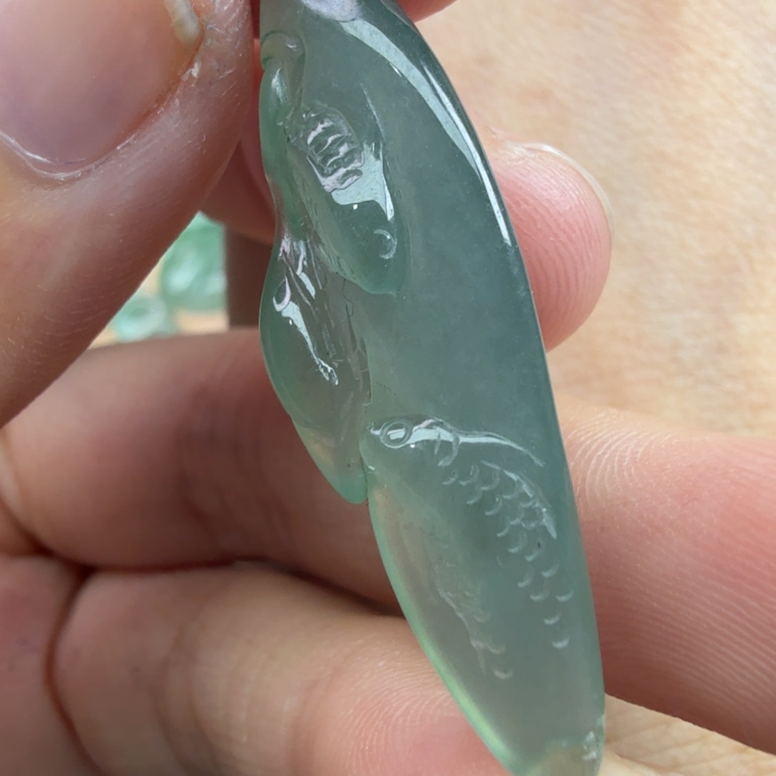 翡翠未镶嵌颈饰164