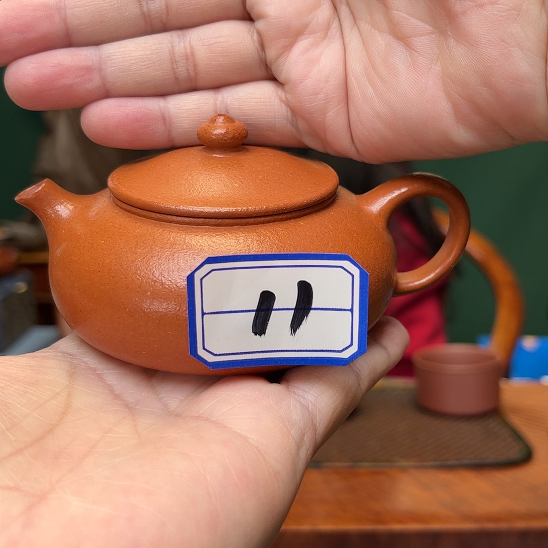 紫砂茶壶寒江降坡