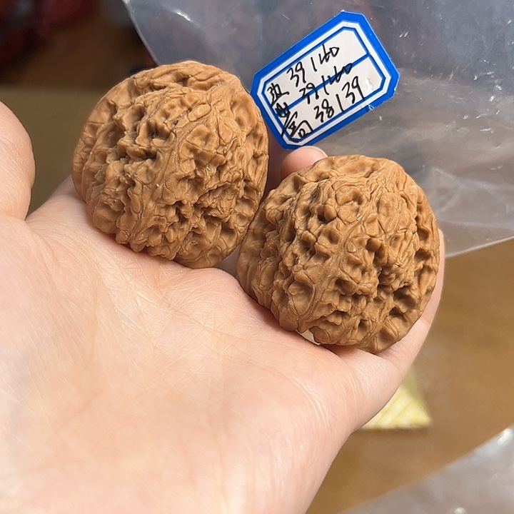 把件文玩核桃赵喜满南将石