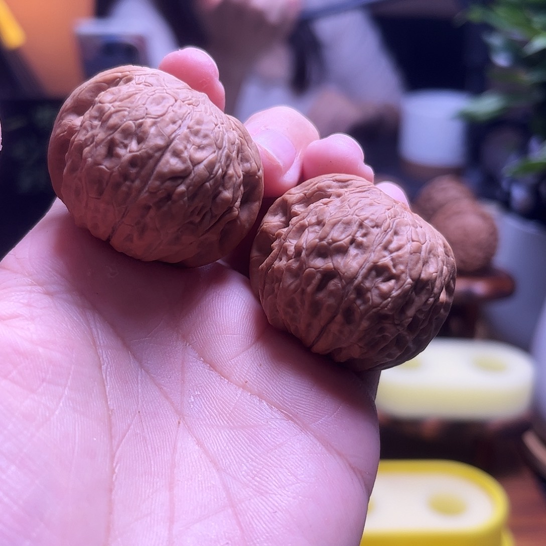 吃***？文玩核桃把件40尺白茬铁锤85