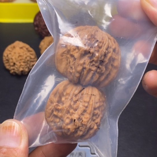 【闪购商品】吊坠文玩核桃一**行篓子