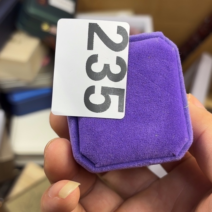 ****妳哈哈哈哈哈哈哈哈哈哈