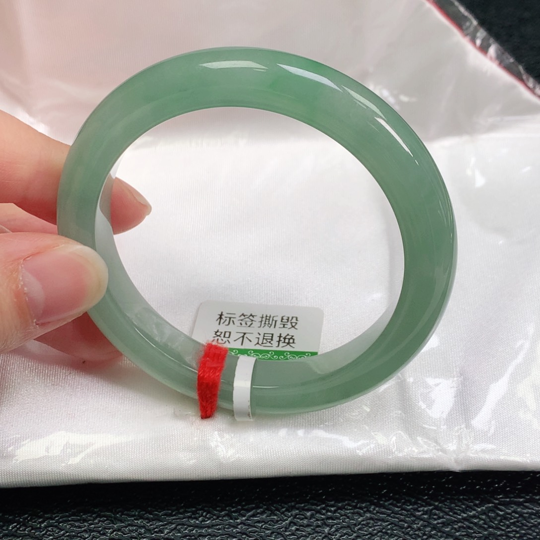 翡翠手镯未镶嵌52➕