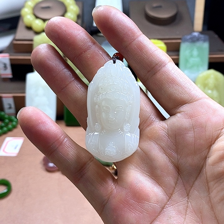 未镶嵌和田玉车挂