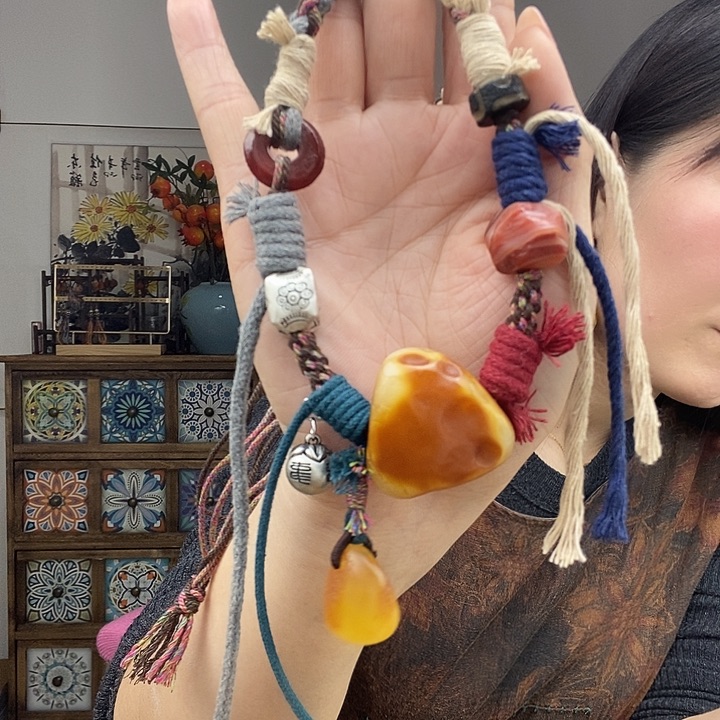 蜜蜡项链未镶嵌小****?项链