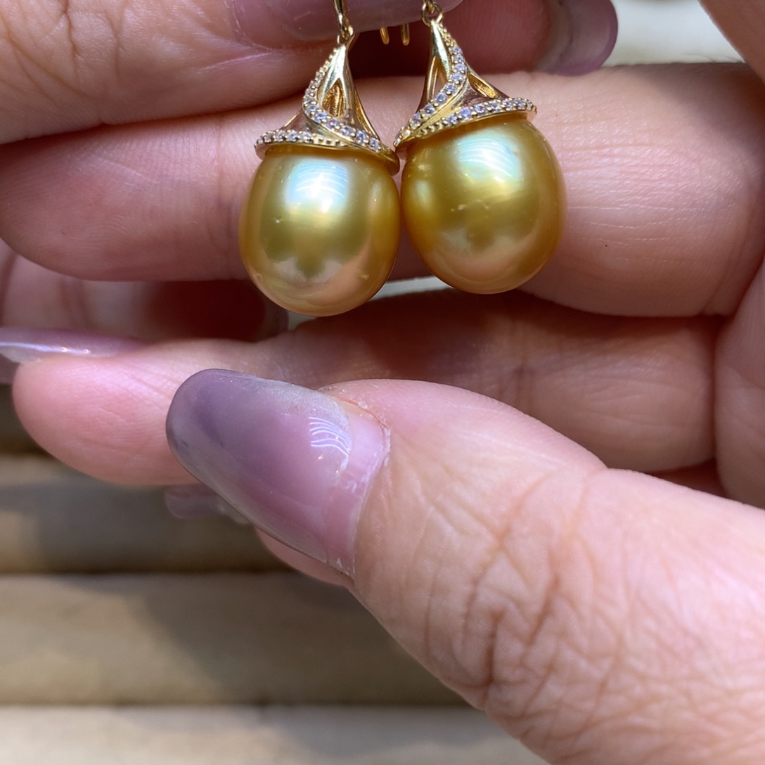 银S925镶嵌耳饰海水珍珠