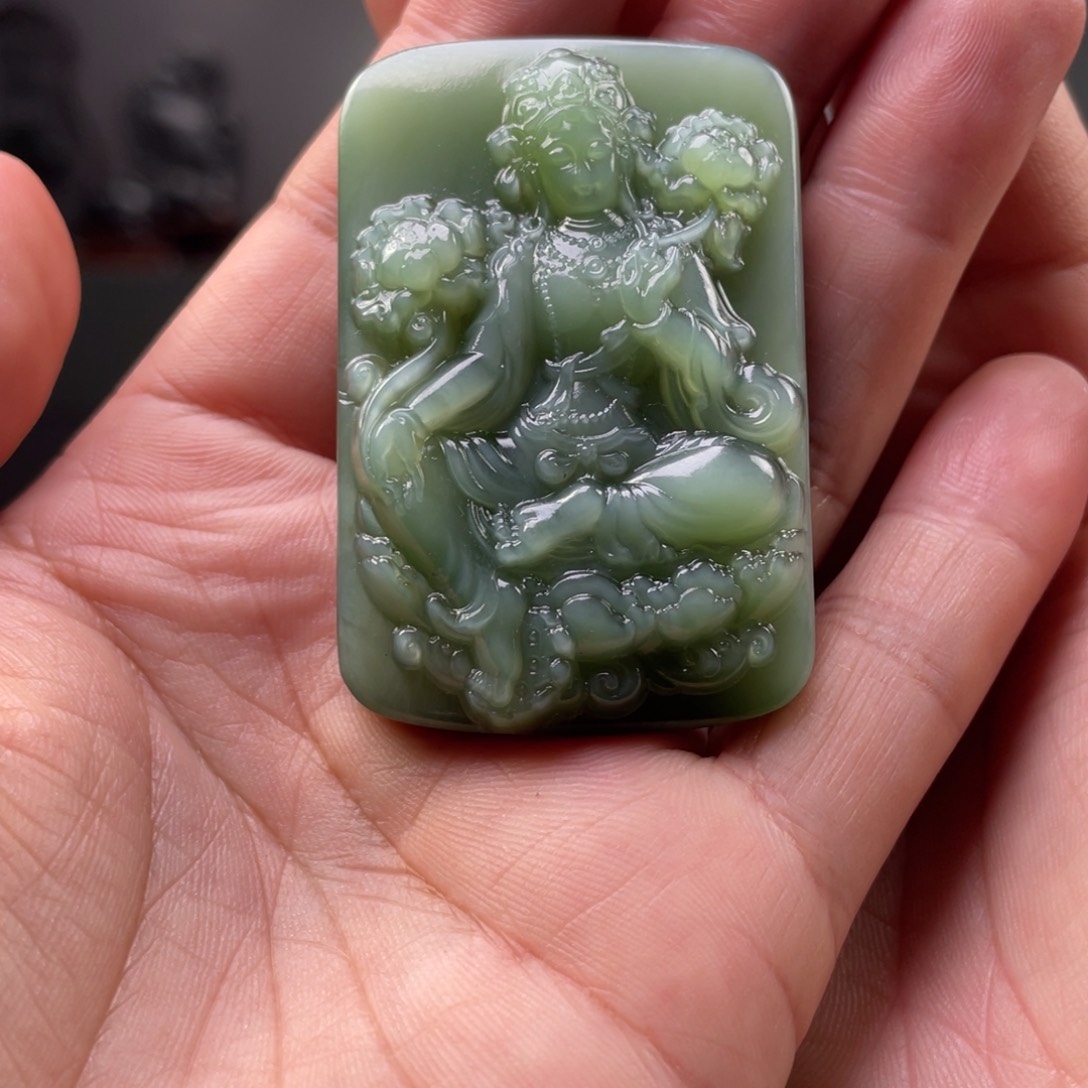 未镶嵌和田玉把件