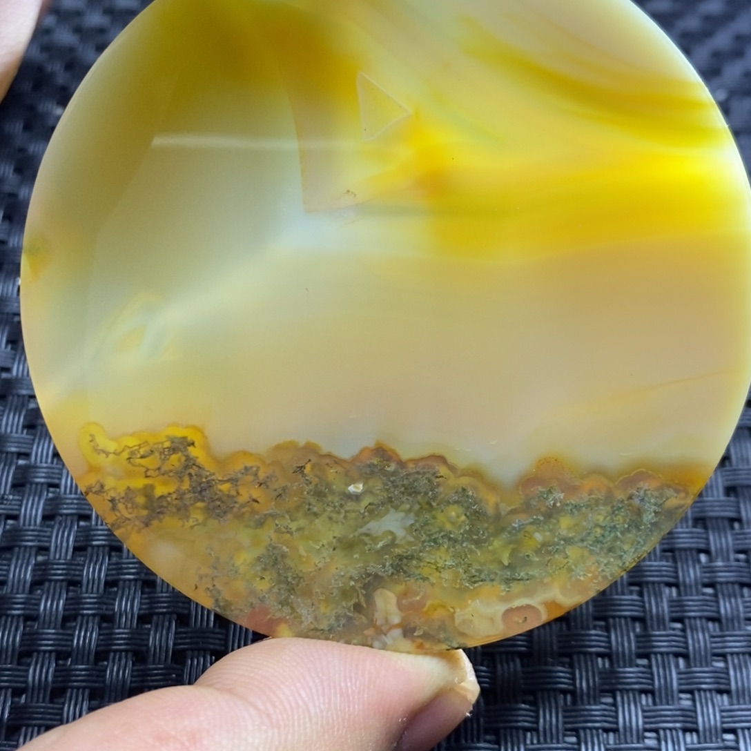 用***6玛瑙/玉髓未镶嵌颈饰