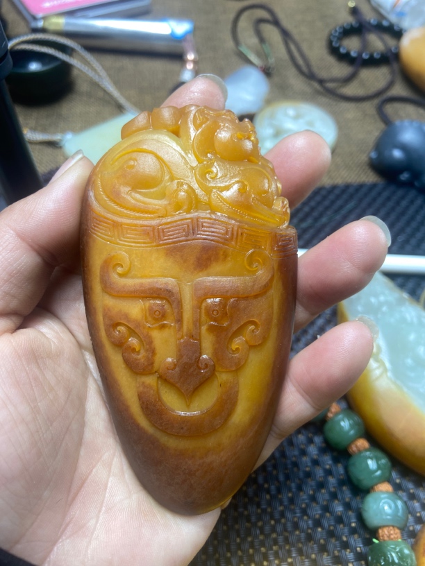 和田玉 把 件 府上有龙