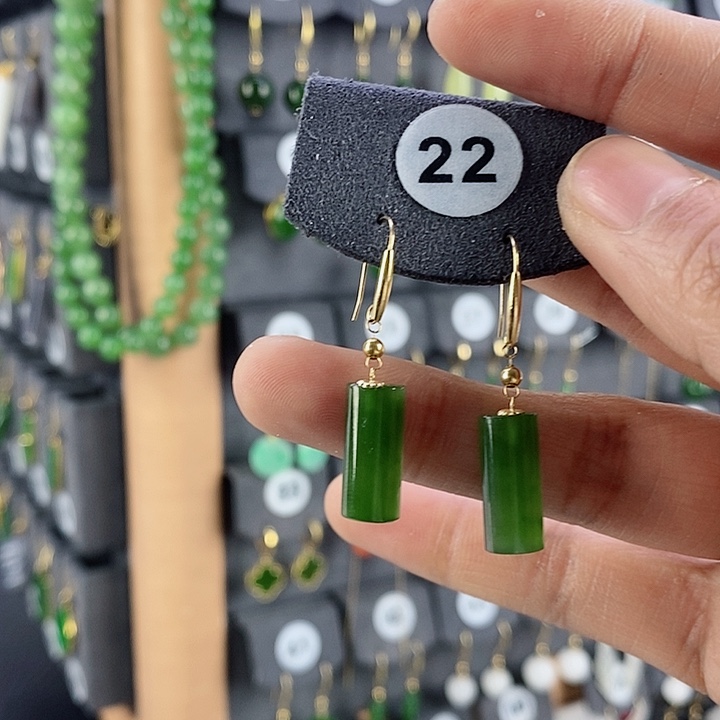 和田玉耳饰18K金镶嵌