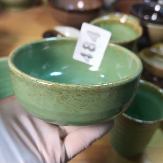 V***N瓷片磁州窑五厂盘碗壶杯有瑕疵