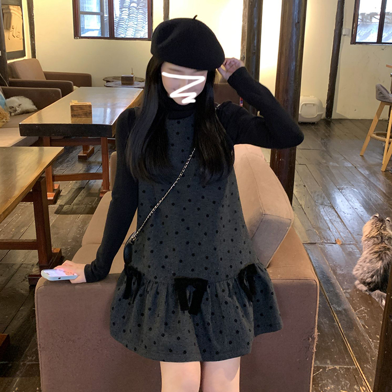 8886韩系一整套装短裙2025新款法式波点背心连衣裙子女秋冬小个子