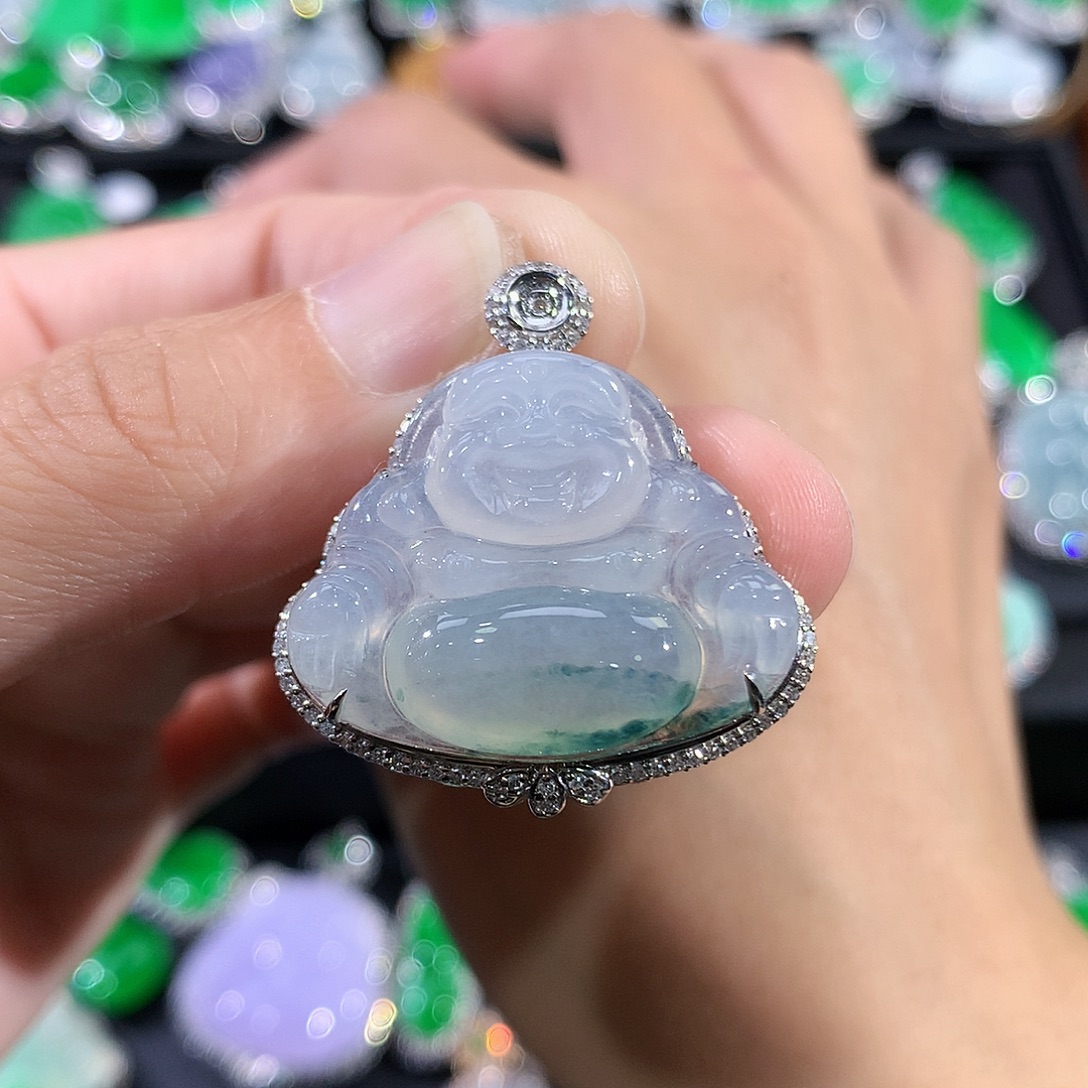 翡翠18K金镶嵌颈饰